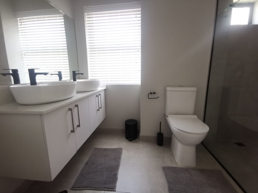 To Let 3 Bedroom Property for Rent in St Francis Bay Village Eastern Cape